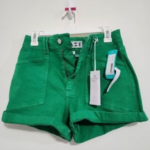 Daze Denim The Valley Girl High Rise Short in Electric Green, Size 4, NWT